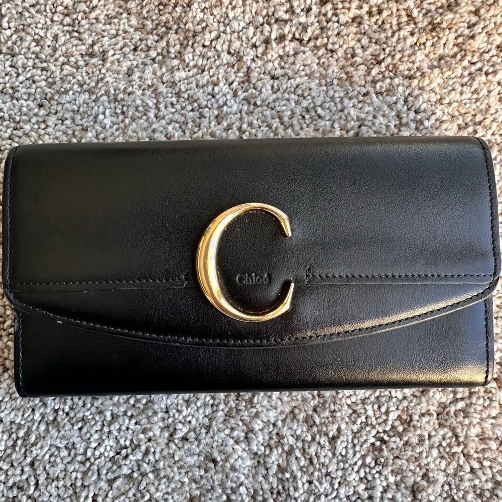 CHLOE Authentic and Black Leather Clutch